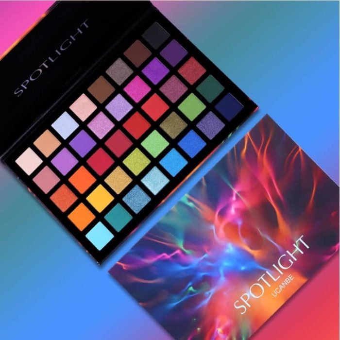 Ucanbe Spotlight Eyeshadow Palette