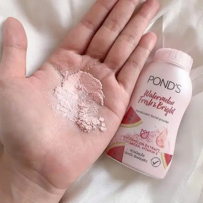 Ponds Watermelon Bb Powder Swatch